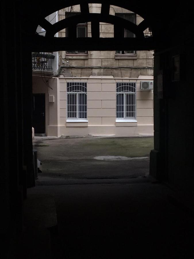 Квартира В Самом Центе Одессы, Пешком 5 Мин. До Ул. Дерибасовской Odessa Exterior foto